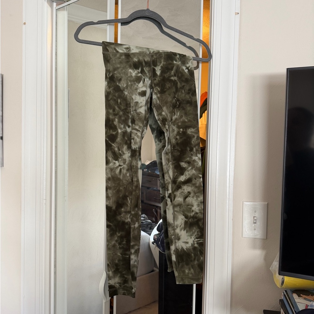 Lululemon align Tie-Dye Leggings - Olive Green